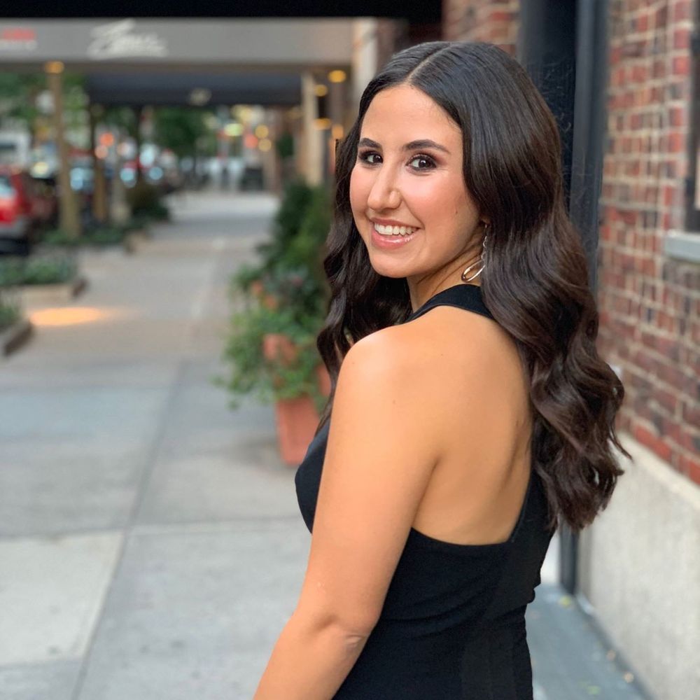 Meet your Posher, Danielle